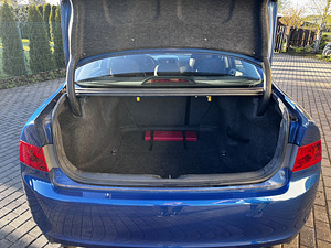 Honda Accord 2.4 VTEC (7 foto / 10)