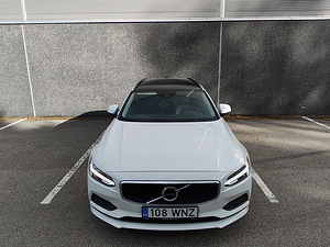 Volvo V90 2.0 110kW 2017 nelikvedu (1 foto / 12)