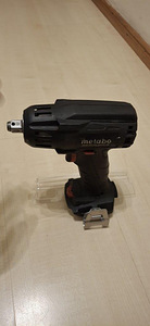 Ударный гайковерт Metabo 1/2" SSW 18 LTX 400 BL (1 фото из 2)