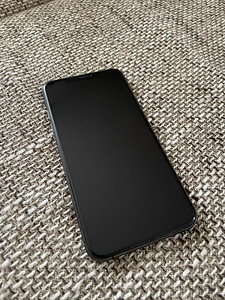 Apple iPhone 11 Pro Max 64GB Space Gray (2 foto / 5)