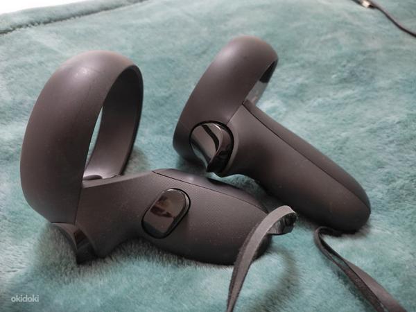 Oculus Quest 1: VR-гарнитура (фото #3)