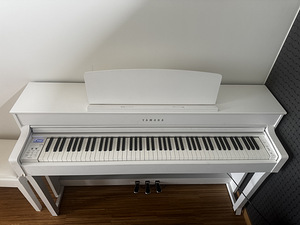 Yamaha Clavinova CLP-645 (3 foto / 3)