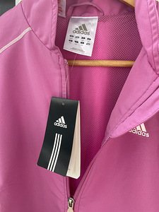 Uus õhuke spordijope Adidas (2 foto / 8)