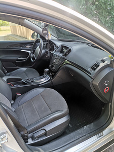 Opel insignia 4/4 (13 foto / 13)