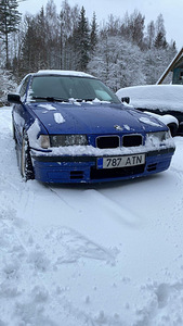BMW 318tds (1 foto / 6)