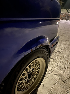 BMW 318tds (4 foto / 6)