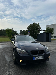 BMW 530xd (1 фото из 11)