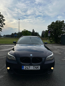 BMW 530xd (2 фото из 11)