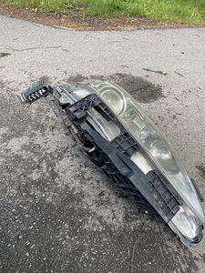 Headlight Lexus is 2005-2012 (4 foto / 5)