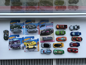 Много редких HotWheels (1 фото из 4)