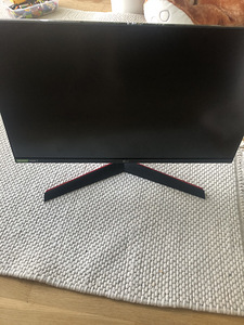 LG UltraGear 27'' 27GP850-B QHD IPS 165Hz Gaming Monitor (3 foto / 4)
