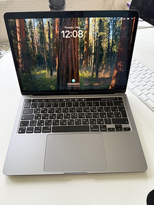 Apple MacBook Pro 13'' (2022), M2 8C/10C, 8 GB, 256 GB, RUS, (1 foto / 5)