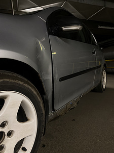 Volkswagen Golf MK5 2.0SDI (9 foto / 12)