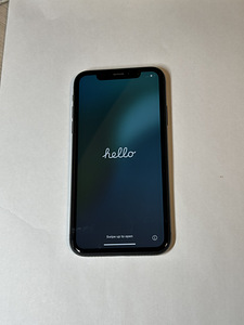 iPhone Xr 128Gb (1 foto / 3)