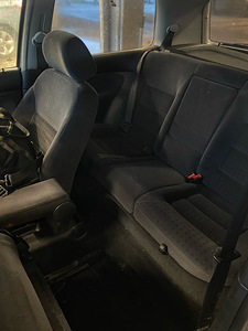 VW Golf 4 (5 foto / 8)
