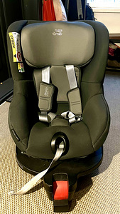 Britax Römer Dualfix M i-size, 360 (4 foto / 6)