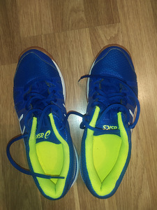 Asics детские кроссовки (2 foto / 5)
