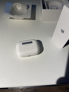 AirPods Pro hea replica (3 foto / 3)