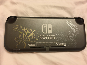 Nintendo Switch lite Pokémon edition + 2 игры (4 фото из 6)