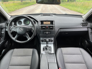 Mercedes-Benz C 200 CDI Avantgarde (5 foto / 14)