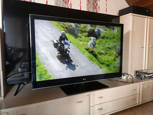 Продам LG47LE8500.Smart В хор состоянии.Есть HDMI USB пульт. (1 фото из 3)