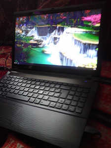 Ordi W255/AMD/RadeonHD6310/SSD240GB/4GB/ (1 foto / 5)
