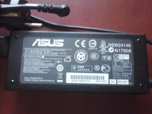 Sülearvuti Asus töötab Core2 duo T8300/120GB SSD/Radeon HD3400 (4 foto / 6)