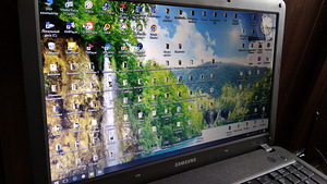 Samsung NP R530 (4 foto / 6)