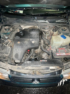 Volkswagen Passat b4 1.9 tdi 66kw (8 foto / 8)