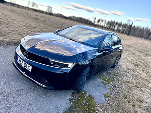 OPEL ASTRA SPORTS TOURER (4 foto / 11)