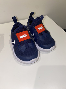 Детские кроссовки Nike 21 (1 фото из 5)