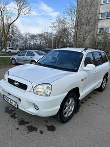 Продам машину (5 фото из 6)
