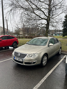 Volkswagen Passat B6 2007 (6 foto / 7)