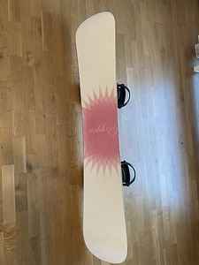 Müün lumelauda 154 cm koos kinnitustega. Heas seisukorras. (2 foto / 7)