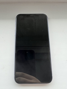 Продать iPhone 11 64GB | (1 фото из 5)