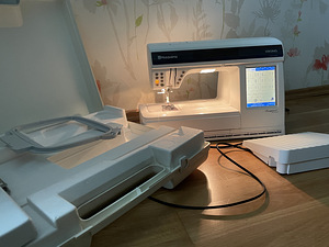 Husqvarna viiking designer 1 (2 foto / 3)