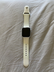 Apple Watch 4 серии 40мм
