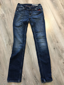Teksad 👖 Hilfiger Denim 28/34 (1 foto / 9)