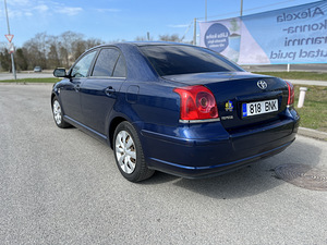 Продам avensis t25 2.0d manual (2 фото из 12)