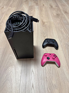 XBOX Series X (1 фото из 3)