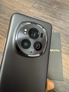 Honor Magic 6 Pro 512GB (3 фото из 5)