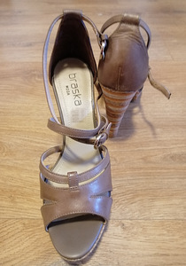 Босоножки женские Braska moda. 40 (5 фото из 8)