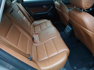 Audi A6 c6 214km (6 фото из 11)