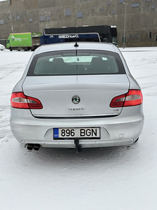Skoda superB 2009 (4 foto / 10)