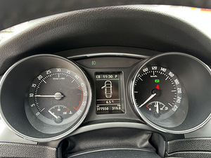 Skoda SuperB 2.0 tdi (7 foto / 10)