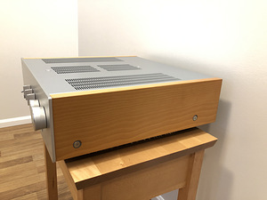 YAMAHA A-S1000 Hi-Fi Integrated Amplifier (kinni pandud) (4 foto / 10)