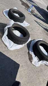 Rehvid\ Talverehvid 185/60/R15 (3 foto / 3)