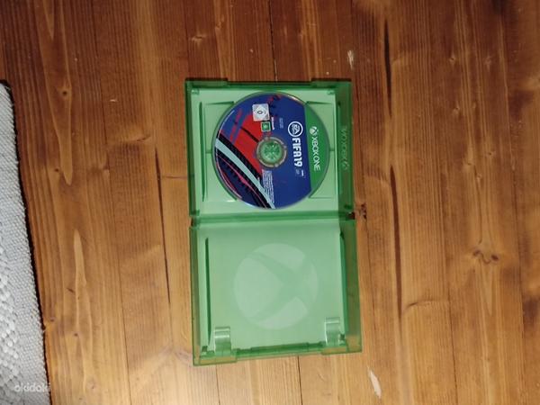 Müün FIFA 19 XBOX ONE S peal (foto #1)