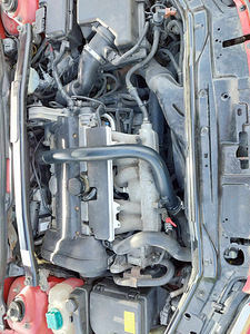 Volvo v70 2.5t AWD manuaal (7 foto / 11)