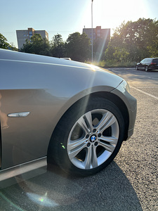 Продается BMW 318D 2009 (4 фото из 15)
